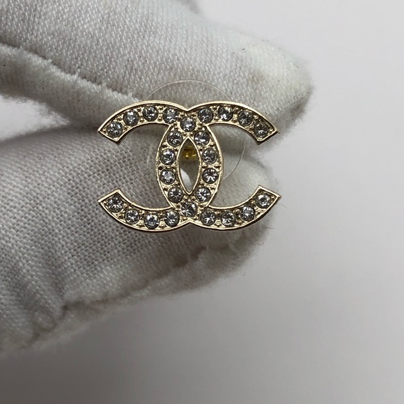 Chanel Earrings - Picture 3 of 6